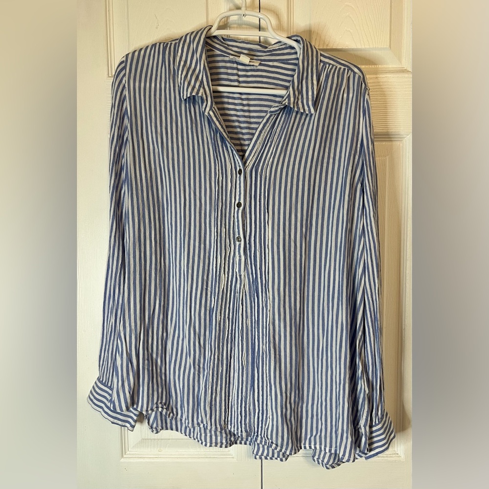 Beach Lunch Lounge Blue White Striped XL Quarter Button V Neck Top Long Sleeve